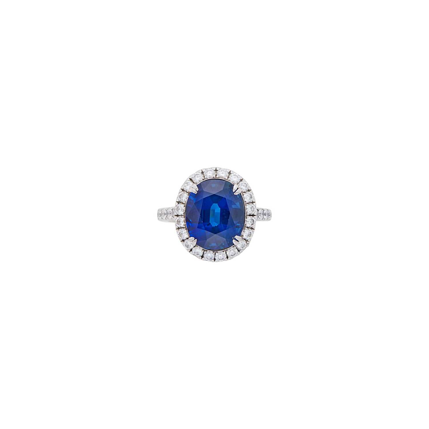 Lot 72 - Platinum, Sapphire and Diamond Ring