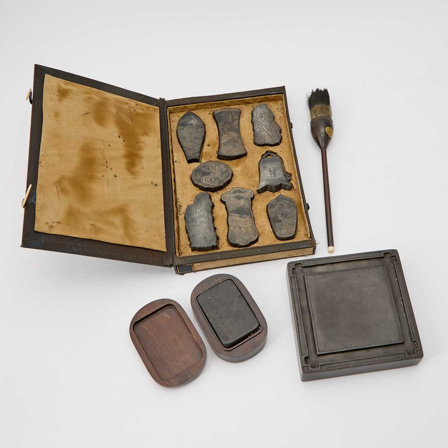 Lot 116 - A Chinese Scholarly Assortment