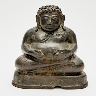 Lot 735 - A Thai Bronze Buddhist Figure