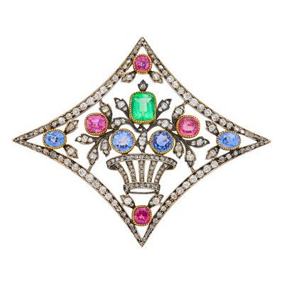 Lot 175 - Fabergé Jeweled Platinum-Topped Gold Brooch