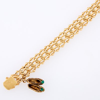 Lot 1175 - Gold Charm Bracelet