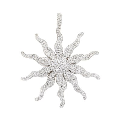 Lot 54 - White Gold and Diamond Starfish Pendant-Brooch