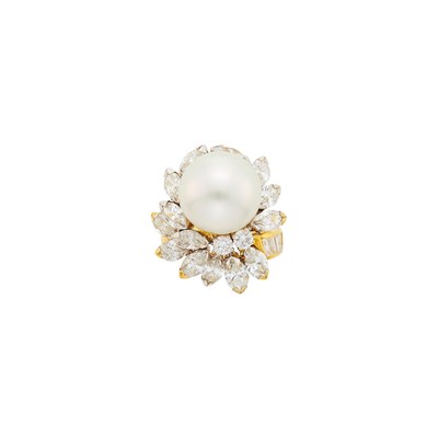 Lot 133 - Two-Color Gold, South Sea Cultured Pearl and Diamond Ring
