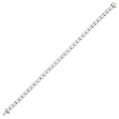 Lot 77 - White Gold and Diamond Bracelet