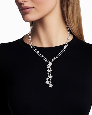 Lot 41 - White Gold and Diamond Star Fringe Necklace