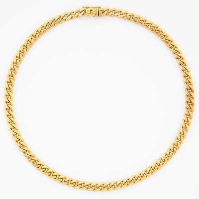 Lot 1218 - Gold Curb Link Chain Necklace