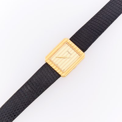 Lot 1002 - Piaget Gold Wristwatch