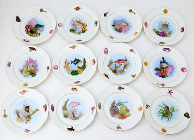 Lot 665 - Set of Twelve Herend Porcelain 'Bermuda Reef Fish' Pattern Plates