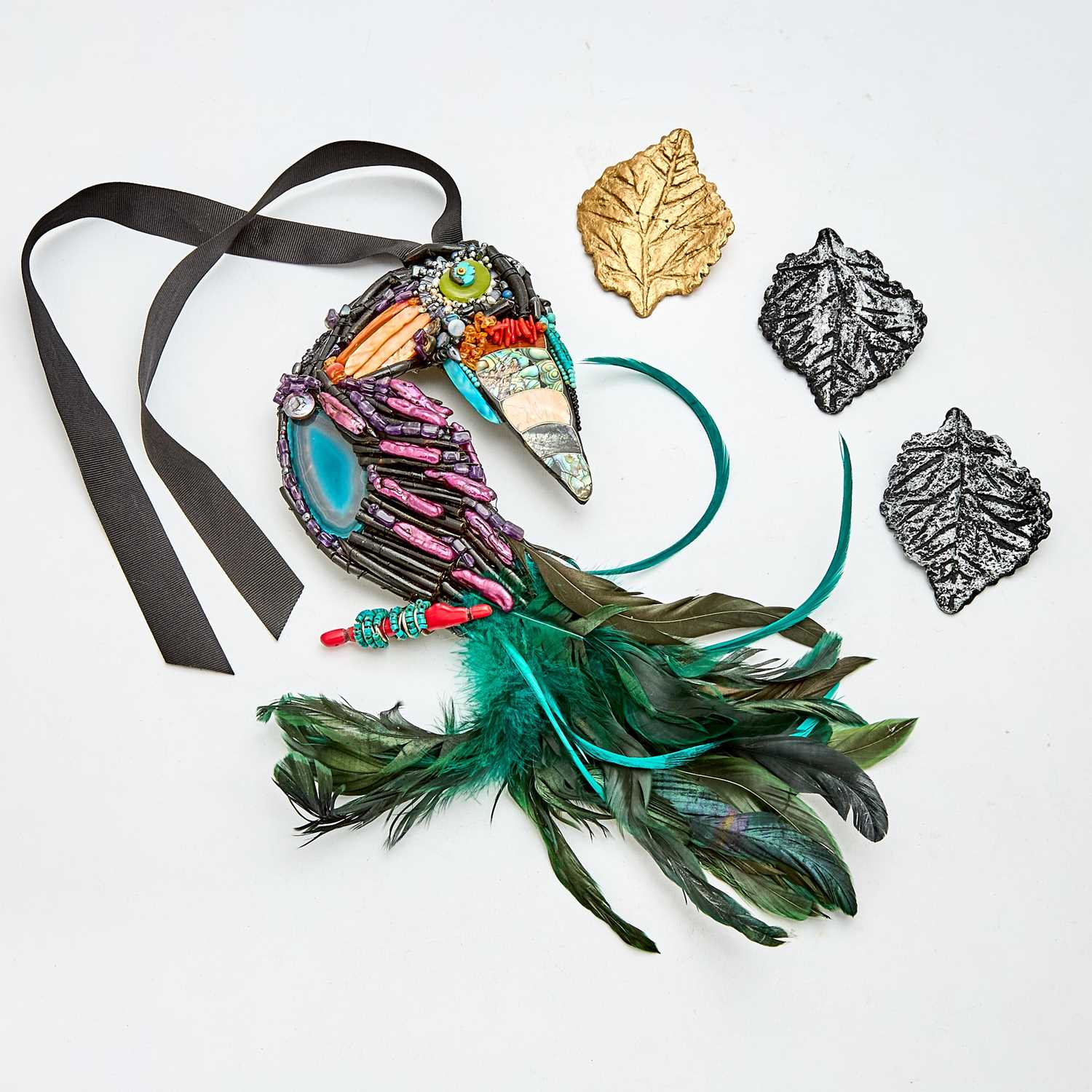 Lot 1002 - Toucan Costume Pendant