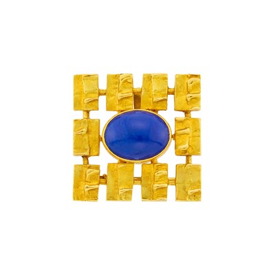 Lot 33 - Harry Abend Gold and Lapis 'Brutalist' Pendant-Brooch