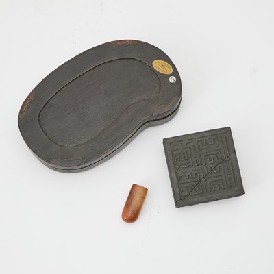Lot 106 - A Chinese Scholarly Assortment