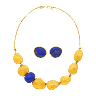 Lot 30 - High Karat Gold and Lapis Bead Chain Necklace and Pair of Gold and Lapis Earrings