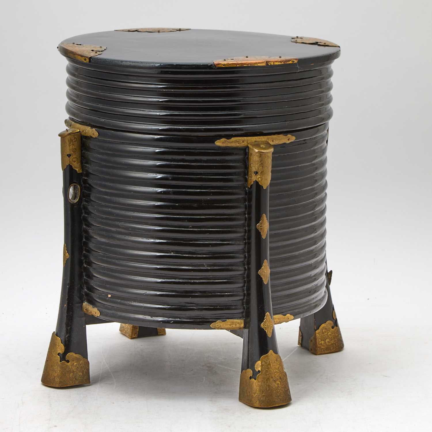 Lot 84 - Japanese Lacquer Hokai Box