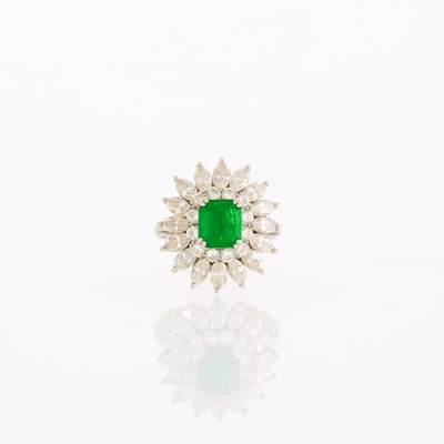 Lot 1109 - Platinum, Emerald and Diamond Ring