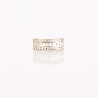 Lot 1078 - Platinum and Diamond Band Ring