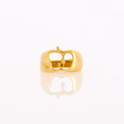 Lot 1027 - Tiffany & Co., Elsa Peretti Gold Apple Band Ring