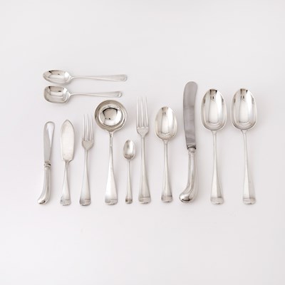 Lot 138 - Elizabeth II Sterling Silver "Queen Anne" Pattern Flatware Service
