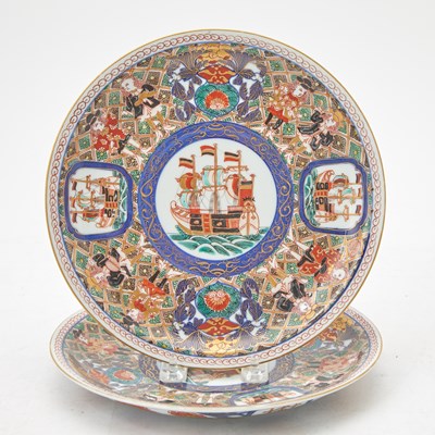 Lot 800 - A Pair of Japanese Imari Porcelain Plates