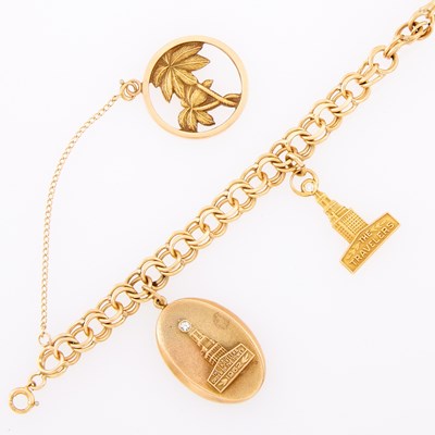 Lot 1137 - Gold Charm Bracelet