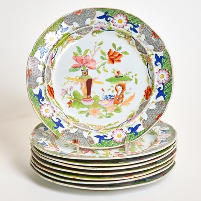 Lot 133 - Eight Mason's Patent Ironstone "Vase and Flower" Pattern Plates
