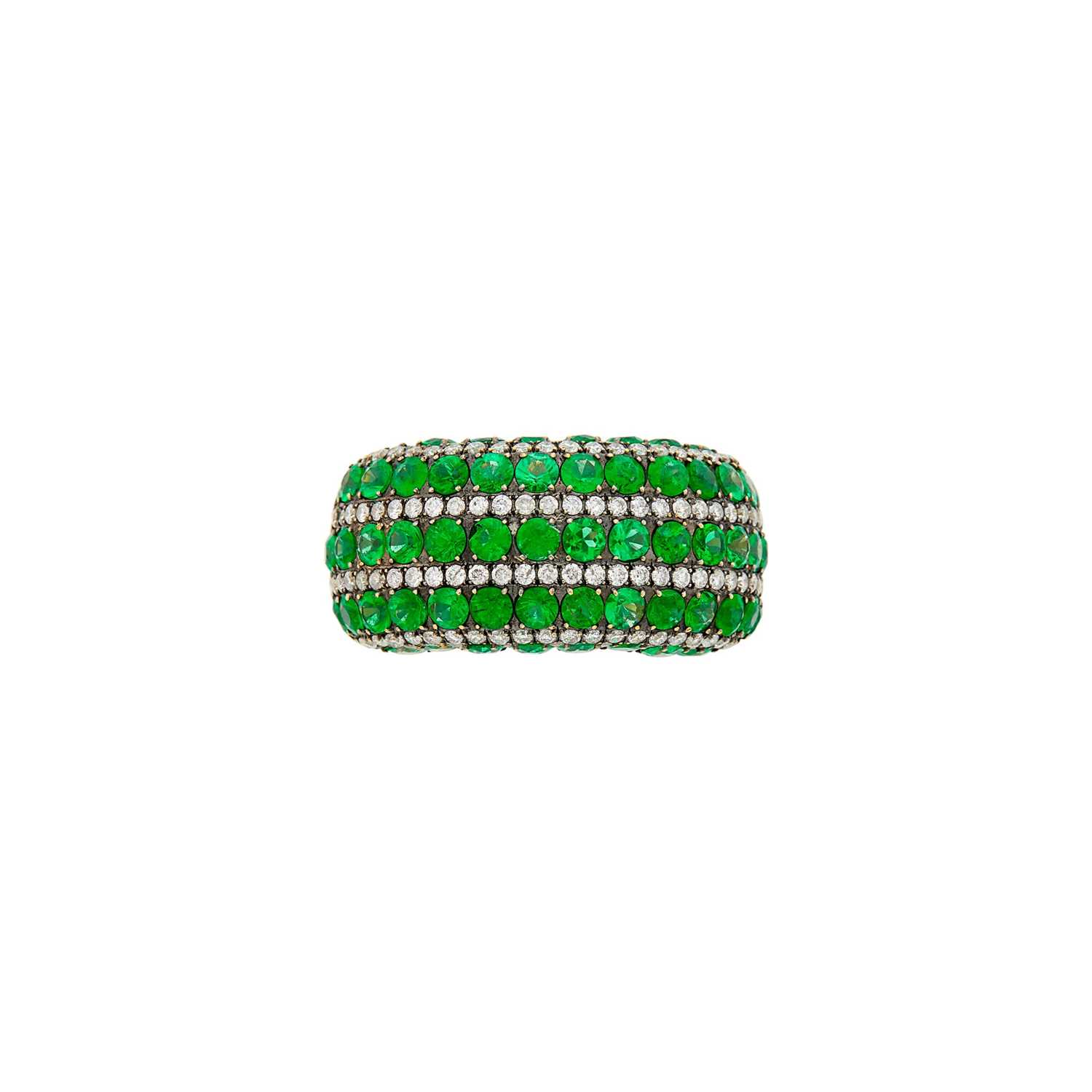 Lot 63 - Two-Color Gold, Emerald and Diamond Bombé Ring