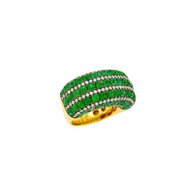 Lot 63 - Two-Color Gold, Emerald and Diamond Bombé Ring