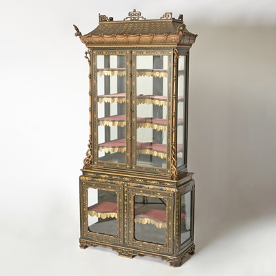 Lot 127 - George III Style Chinoiserie Decorated Black Lacquer Vitrine Cabinet