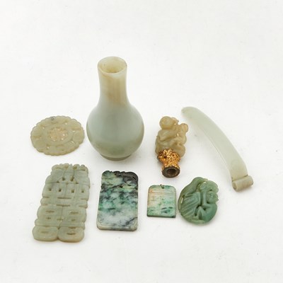 Lot 512 - Eight Chinese Jade and Jadeite Carvings