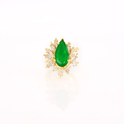 Lot 1259 - Kurt Wayne Gold, Diamond and Emerald Ring