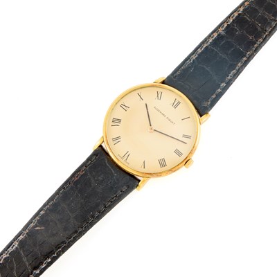 Lot 16 - Audemars Piguet Gold Wristwatch