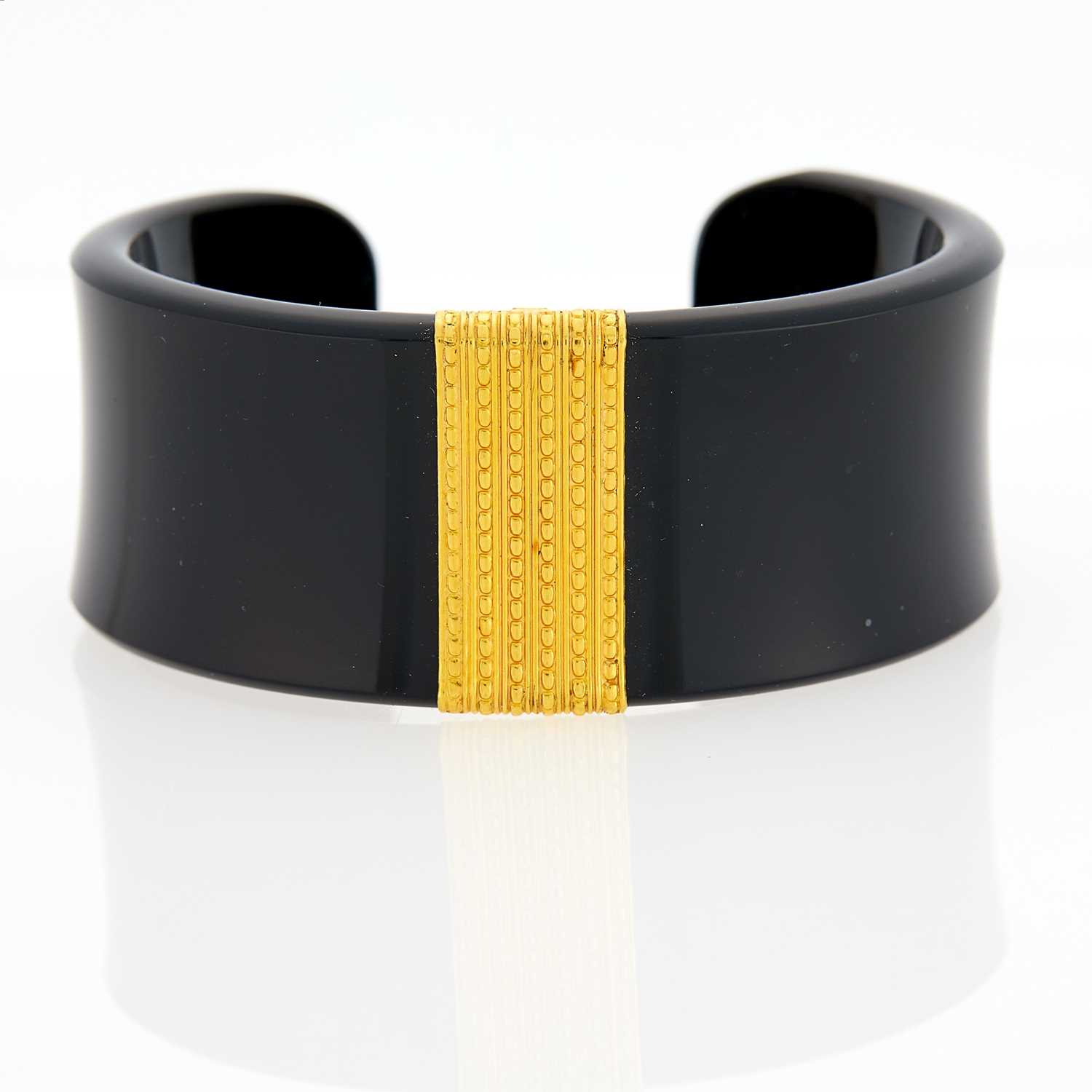 Lot 3004 - Ilias Lalaounis Gold and Black Lacquer Cuff Bracelet