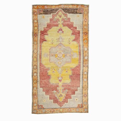 Lot 392 - Konya Carpet