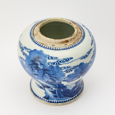 Lot 191 - A Chinese Blue and White Porcelain Baluster Jar