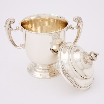 Lot 147 - Horse Racing Interest: American Georgian Style Sterling Silver Two Handled Covered Cup