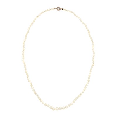 Lot 1135 - Natural Pearl Necklace with Gold, Pearl and Diamond Clasp