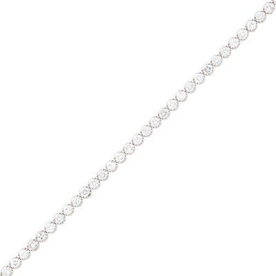 Lot 104 - White Gold and Diamond Bracelet