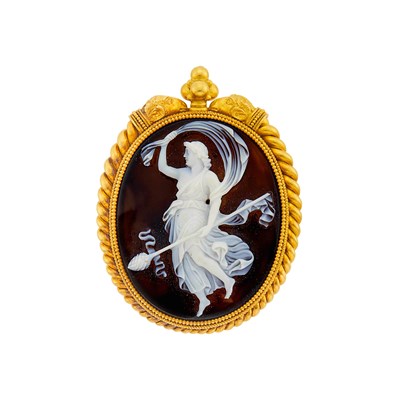 Lot 1025 - Antique Gold and Sardonyx Cameo Pendant-Brooch