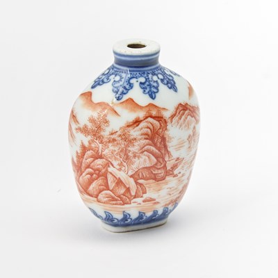 Lot 1 - A Chinese Porcelain Snuff Bottle