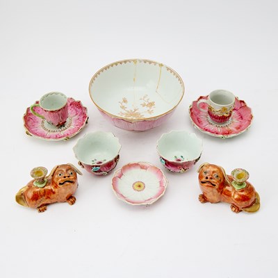 Lot 219 - A Group of Chinese Enameled Porcelain Articles