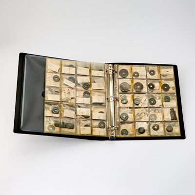 Lot 43 - A Collection of Early Chinese Coins