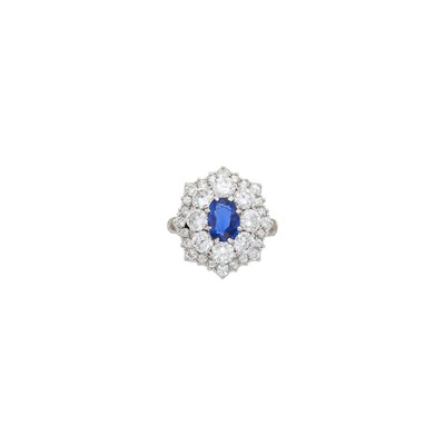 Lot 49 - Buccellati Platinum, Sapphire and Diamond Ring
