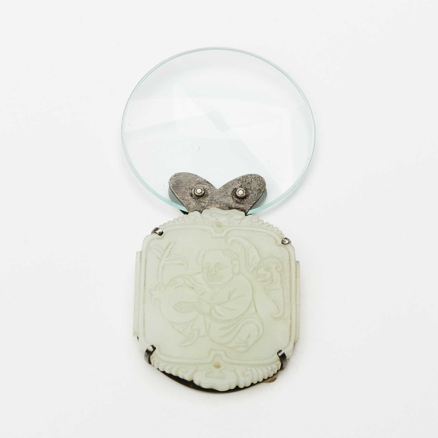 Lot 524 - A Chinese Carved White Jade Pendant