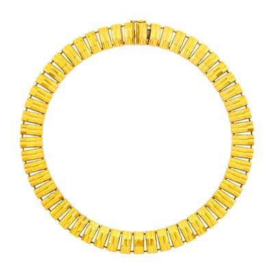 Lot 1095 - Gold Necklace