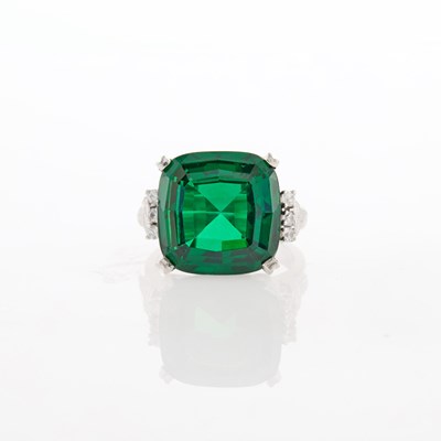 Lot 226 - White Gold, Synthetic Green Spinel and Simulated Diamond Ring