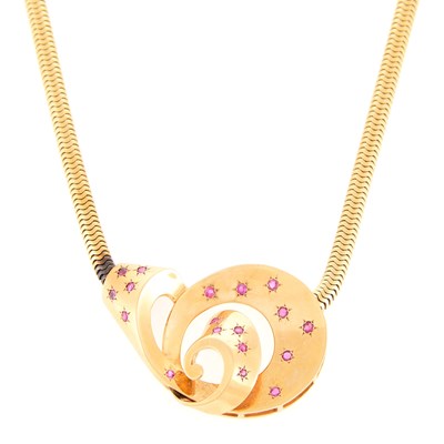 Lot 89 - Retro Gold and Ruby Snake Link Pendant-Necklace