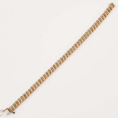 Lot 85 - Diamond Flexible Bracelet, 10K 7 dwt., stone missing