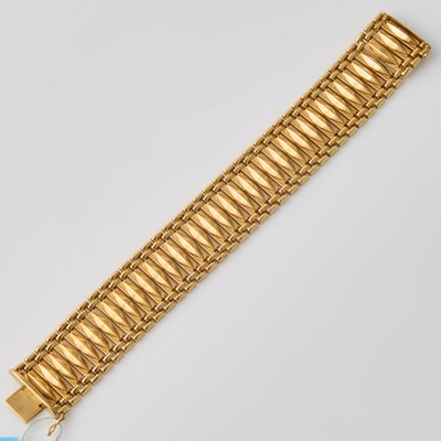 Lot 86 - Gold Flexible Bracelet, 18K 27 dwt., damaged