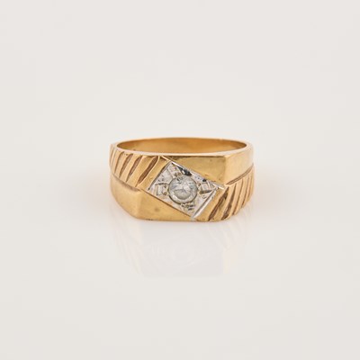 Lot 111 - Gold and Stone Ring, 18K 4 dwt. all