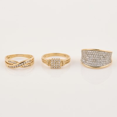 Lot 123 - Three Diamond Rings, 14K 10 dwt.
