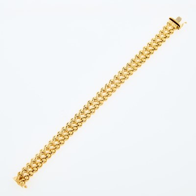 Lot 60 - Gold Link Bracelet